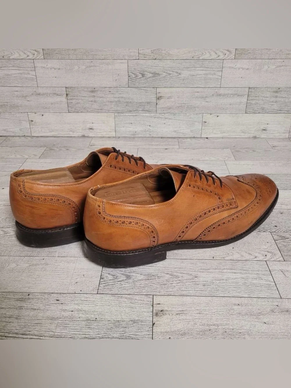 Allen Edmonds men’s allen
